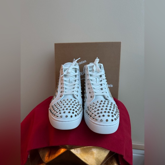 NWT Christian Louboutin Louis Allover Spikes Leather Sneakers in White, Size 10 - Picture 7 of 17